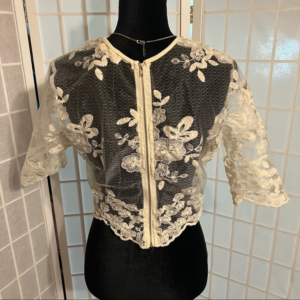 Floral See Through Crop Blouse